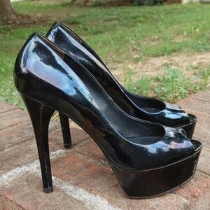B Brian Atwood Bambola Patent Platform Stiletto Size 8 (1303)